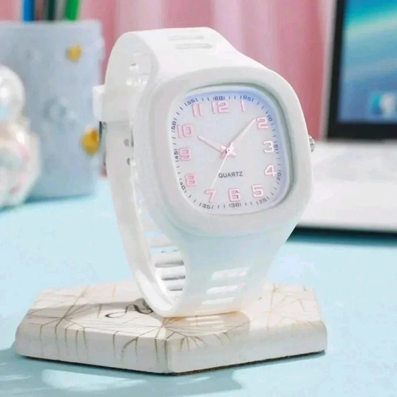 NWT..FASHION QRTZ WATCH.. WHITE-PINK HYPOALLERGENIC ..we bundle. enjoy - Picture 3 of 4